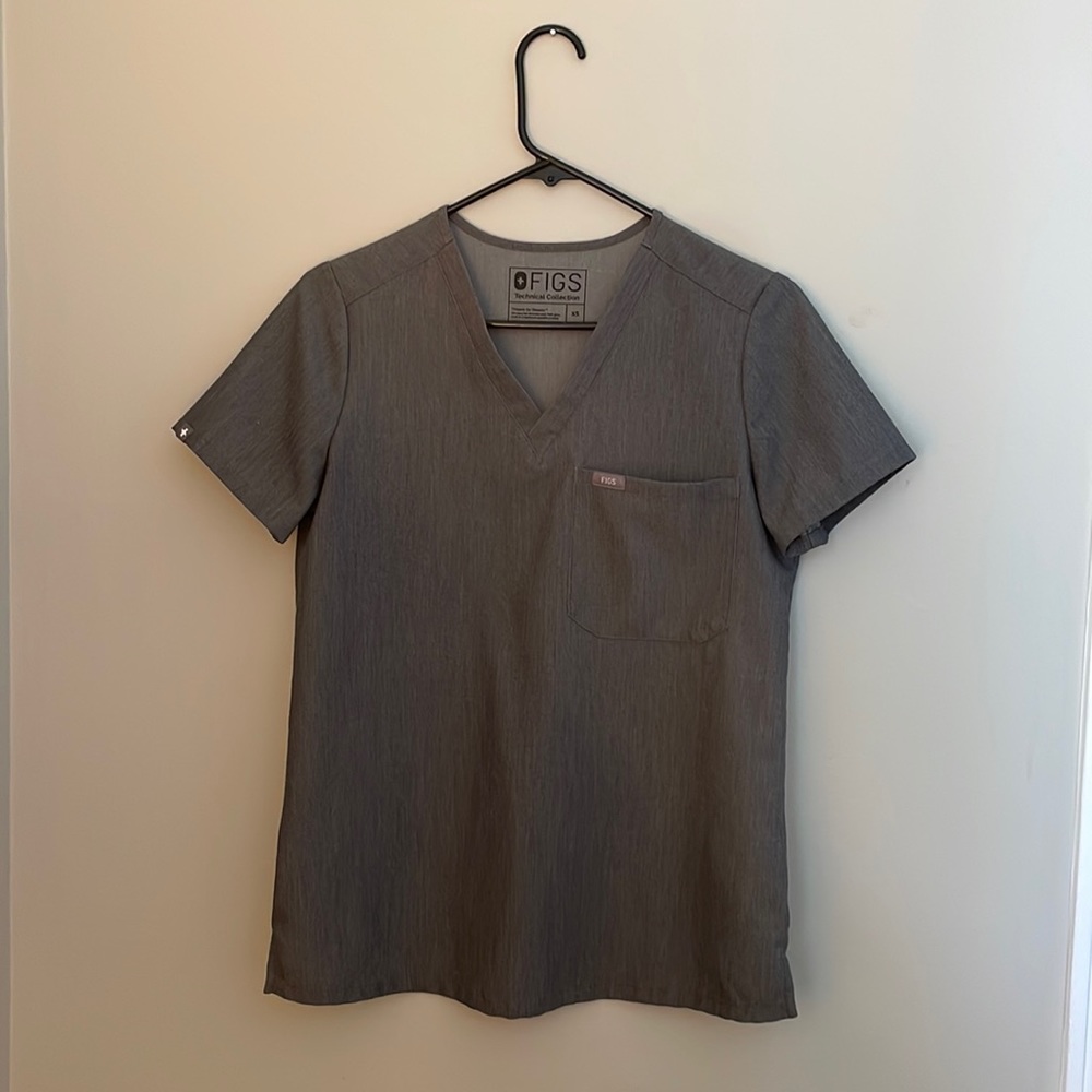 Figs one-pocket scrub top